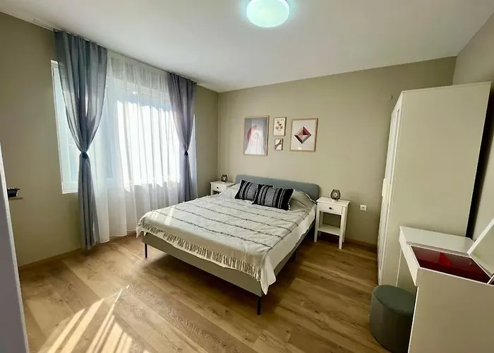 Sea Garden Апартаменты *